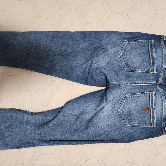 Guess Low Rise Skinny Jeans - Picture 3 of 3